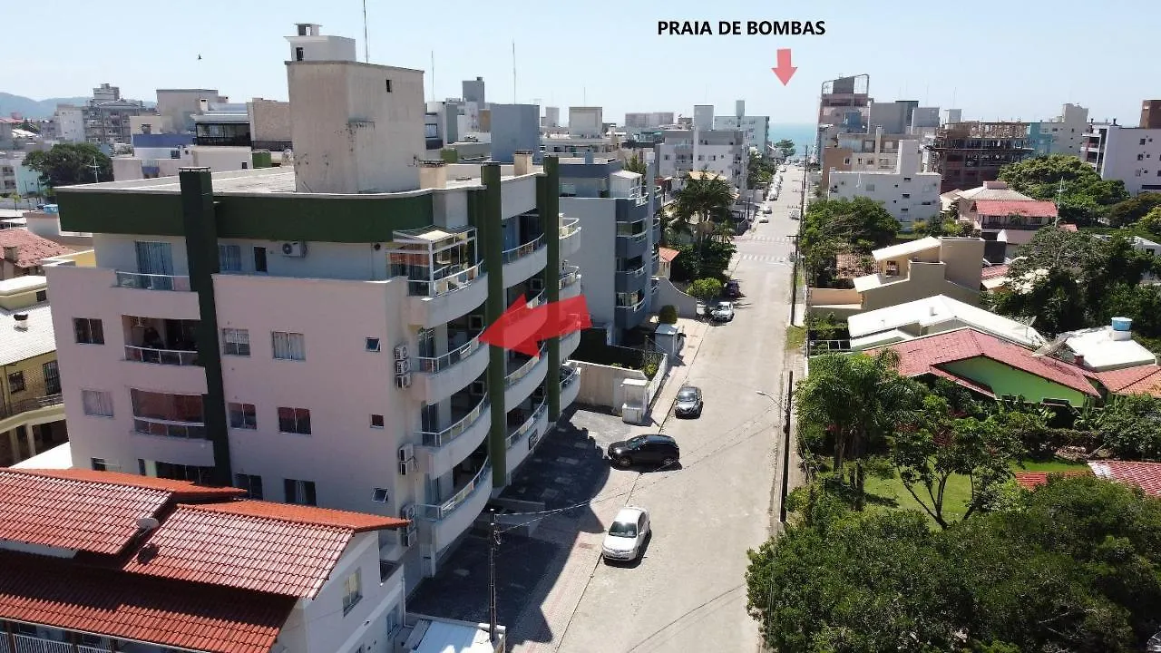 1024 - Apartamento Em Bombinhas Para Locacao De Temporada - Praia De Bombas Brazil