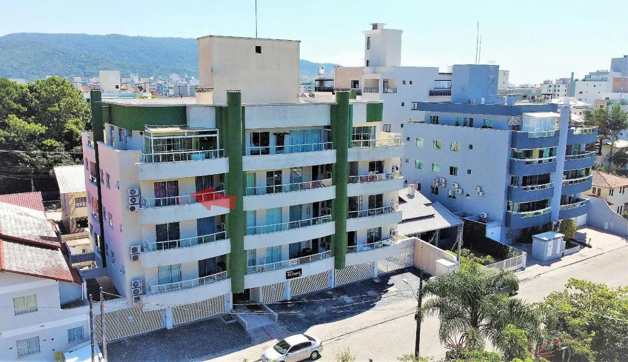 1024 - Apartamento Em Bombinhas Para Locacao De Temporada - Praia De Bombas